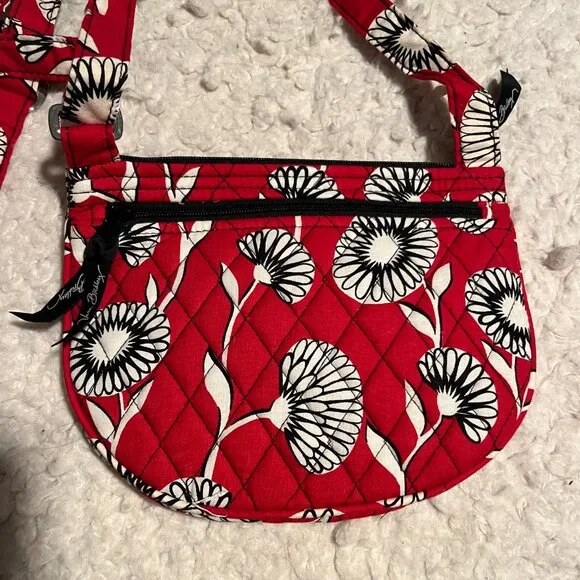 NWOT Very Bradley Daisy Crossbody - Picture 3 of 6